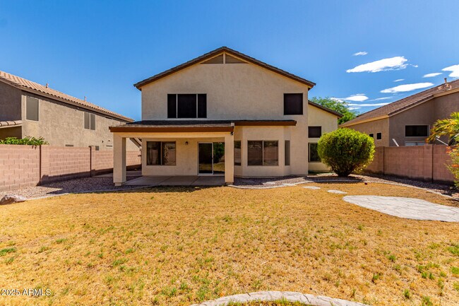 Building Photo - 2302 E Torrey Pines Pl