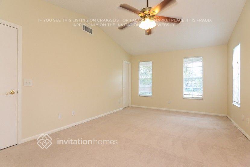 Building Photo - 3701 Kingsford Pl