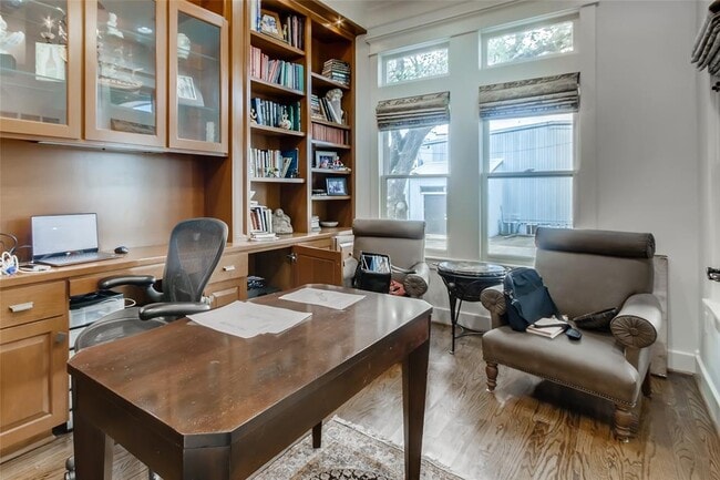 Building Photo - 1450 Lawrence St