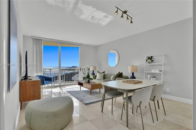 Building Photo - 2475 Brickell Ave