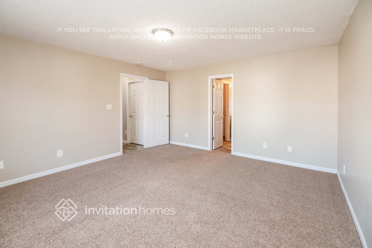 Building Photo - 1069 Meadow Glen Cir