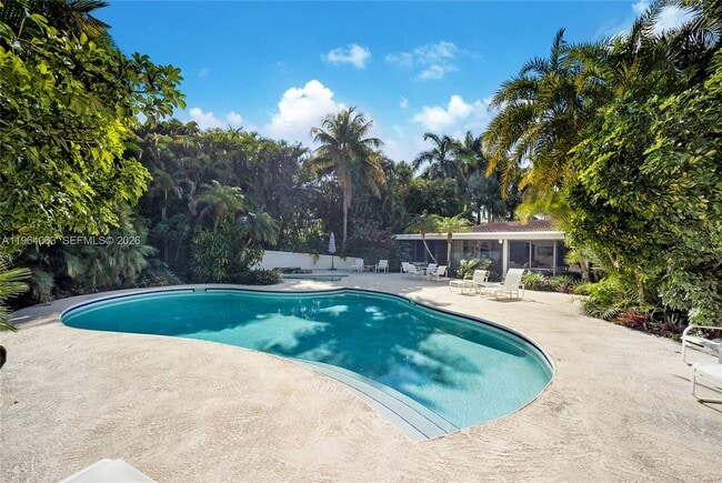 Building Photo - 278 S Island Rd