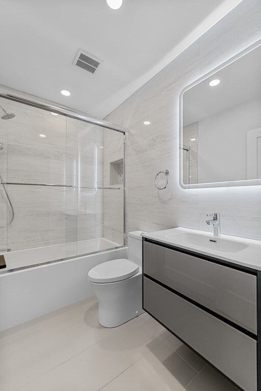 Building Photo - 535 Newbury St