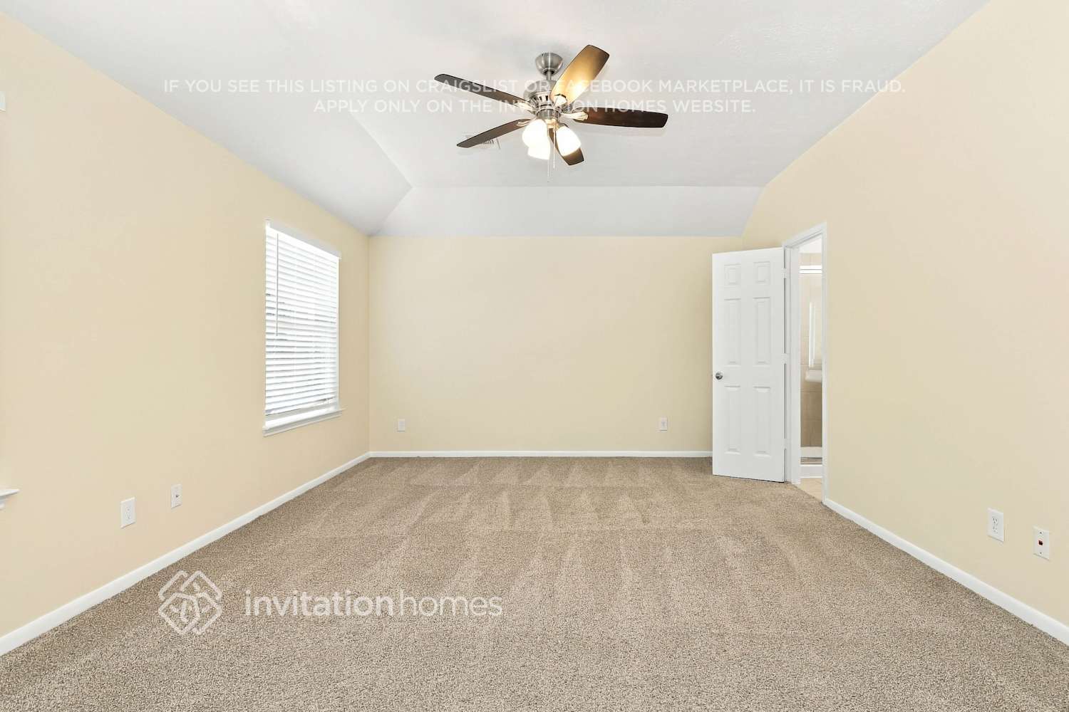 Building Photo - 5810 Le Carpe Plantation Ct