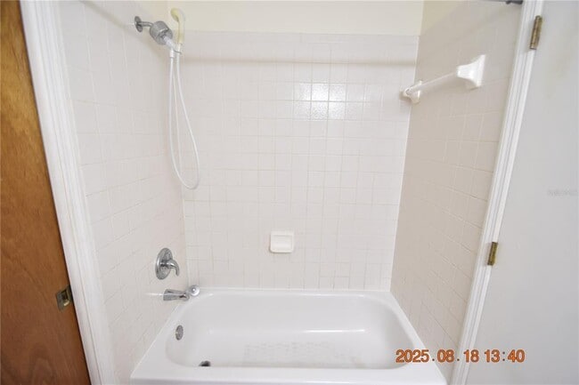 Building Photo - 38927 Carr Dr