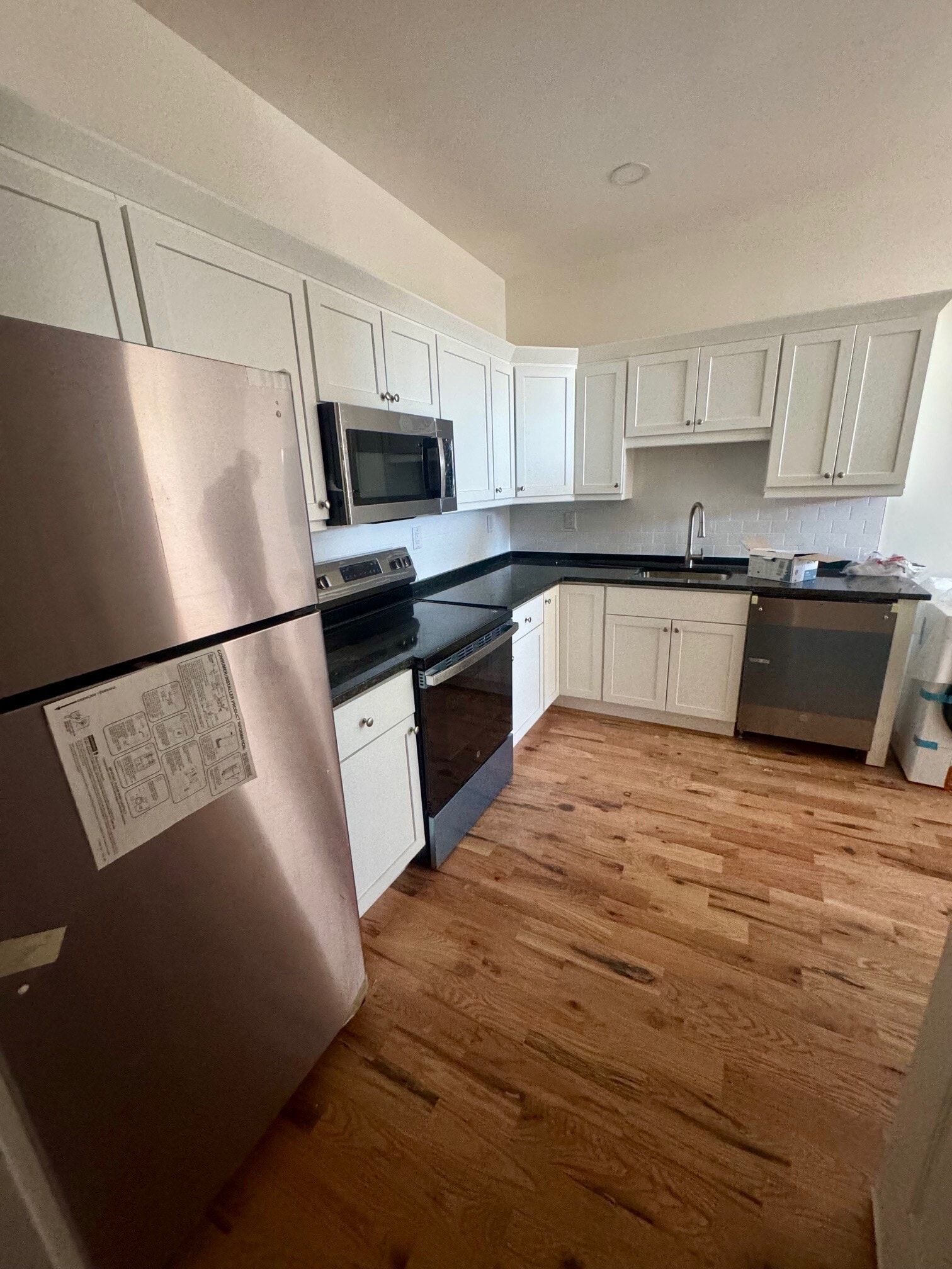 Building Photo - 157 Green St