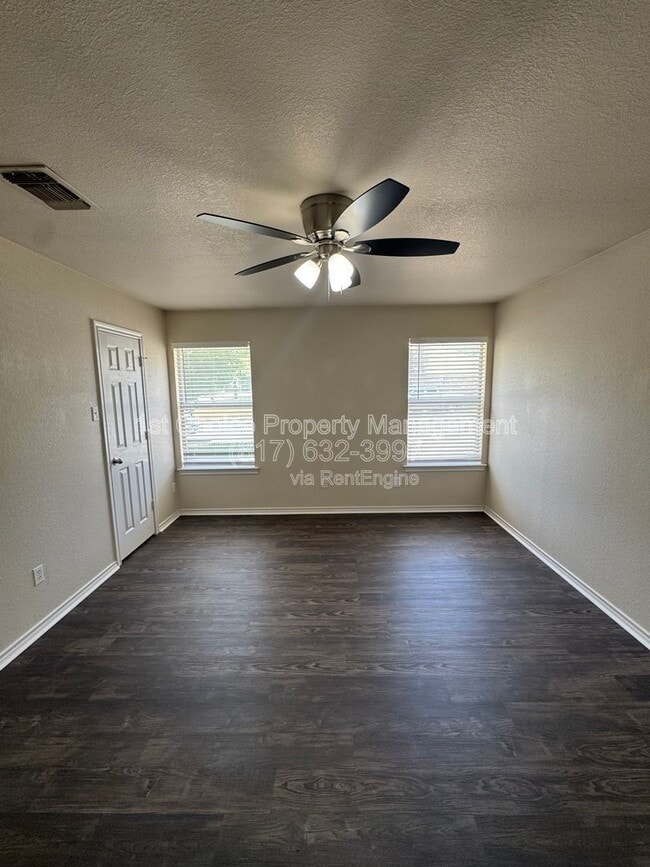 Building Photo - 957 Austin Ct