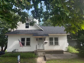 Building Photo - 1718 Rainey St