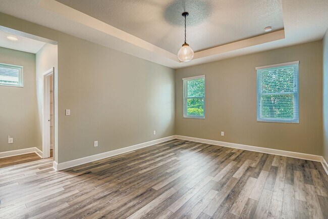 Building Photo - This property leaves nothing behind