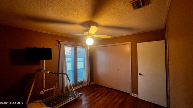 Building Photo - 119 Gayle Dr