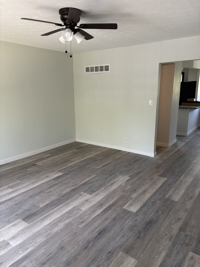 Building Photo - 207 S Jefferson Ave