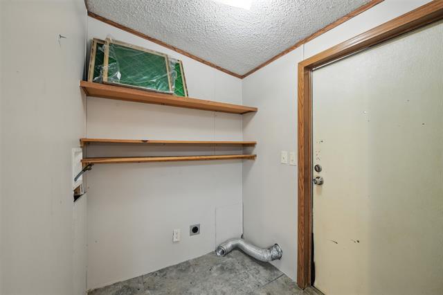 Building Photo - 431 Country Living Dr