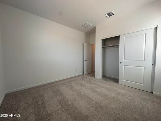 Building Photo - 22655 W Mohawk Ln