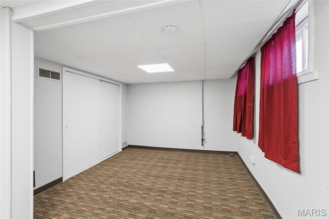 Building Photo - 9427 Atwood Dr