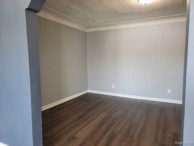 Building Photo - 22641 Van Dyke Ave