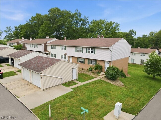 Building Photo - 1326 Aarons Way