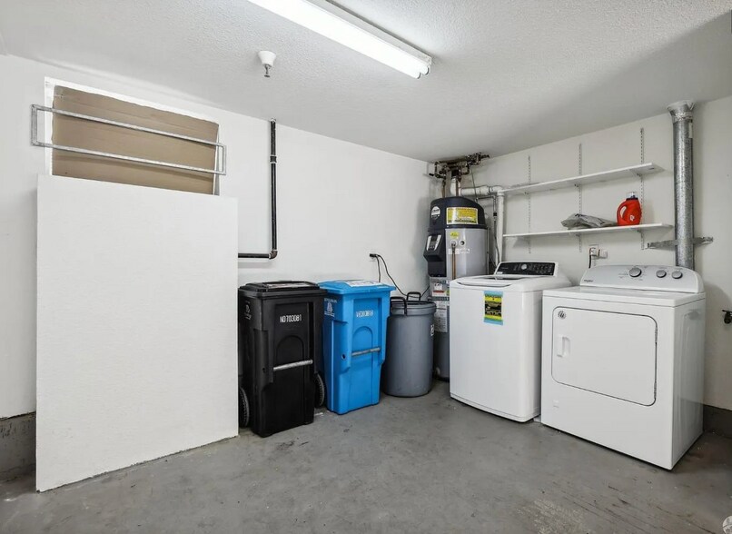 Building Photo - 28 Jennifer Pl