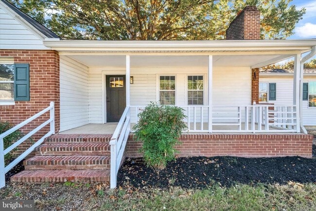 Building Photo - 906 Washington Ave