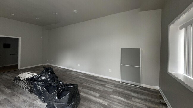 Building Photo - 1632 N 29th St