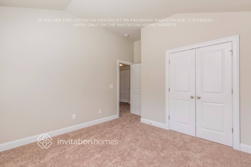 Building Photo - 318 Corine Ct