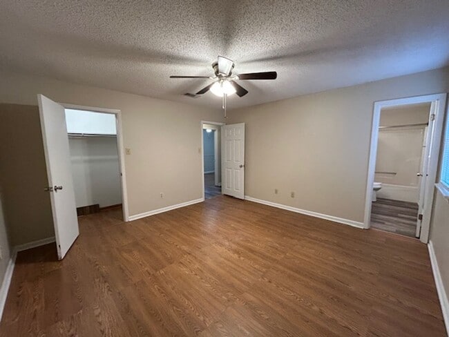 Building Photo - Call Property Manager Tonia Rollins for more information (501)626-9917