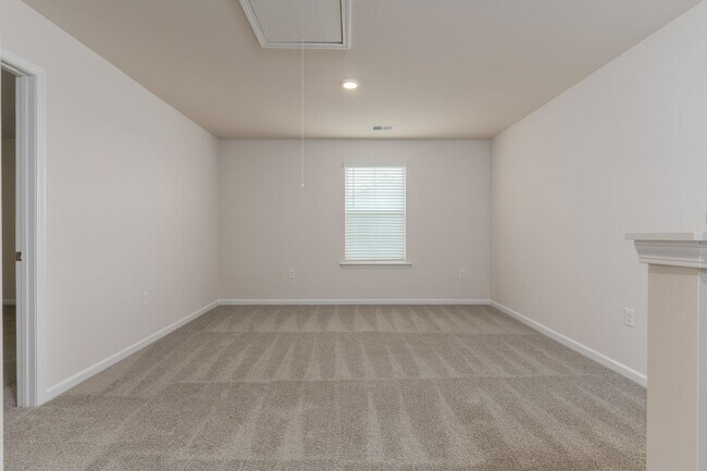 Building Photo - 242 Carrington Dr