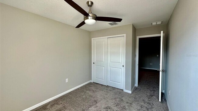Building Photo - 5852 Ocean Isle Dr