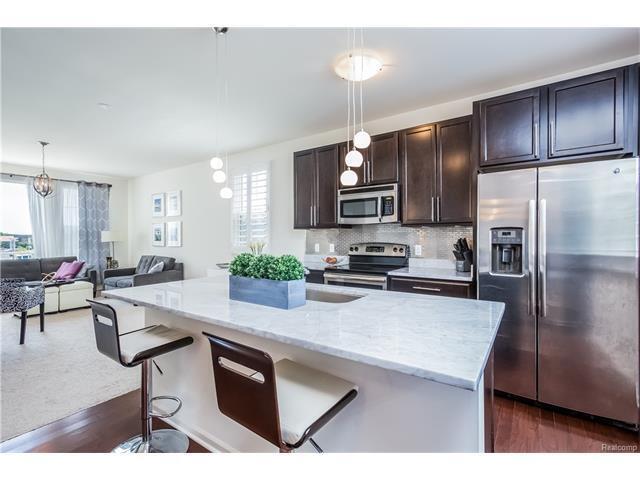 Building Photo - 3070 Kilmer Ave