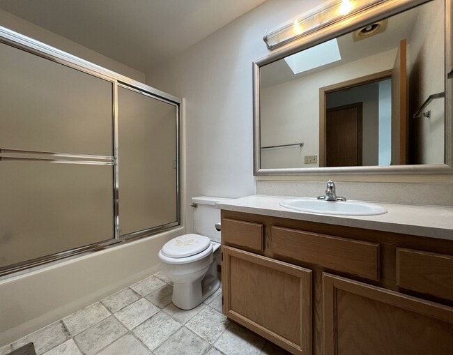 Building Photo - South Marysville Duplex - Rent Ready