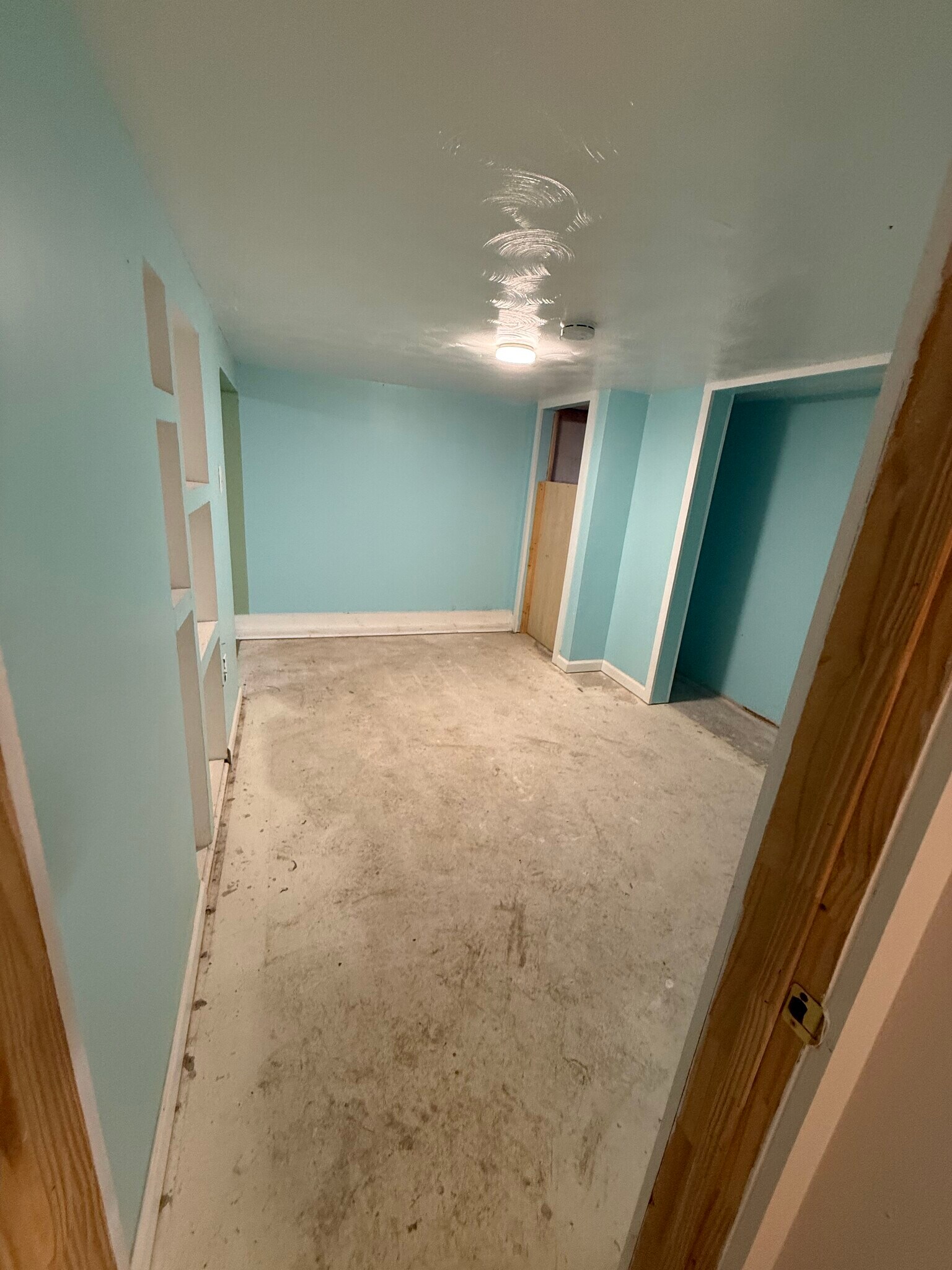 Bonus room, connecting to laundry room and bedroom #2. - 6820 Rowe Dr