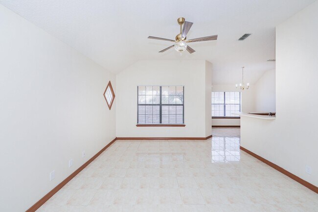 Building Photo - 407 Cinnamon Teal Loop