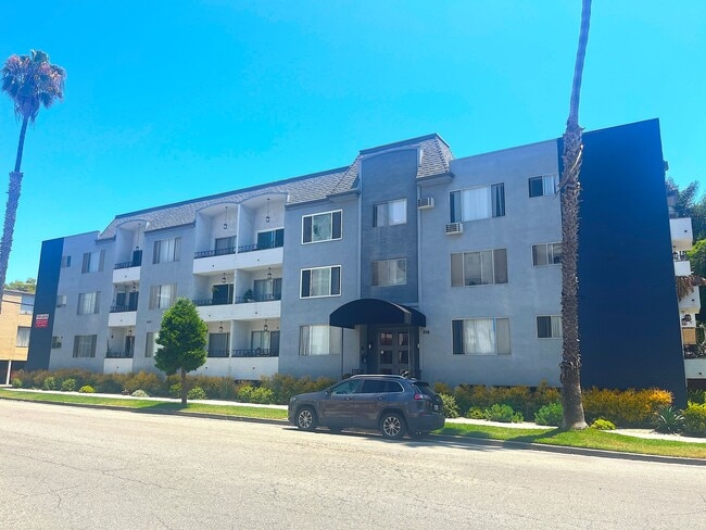 Primary Photo - 204 Washington Ave