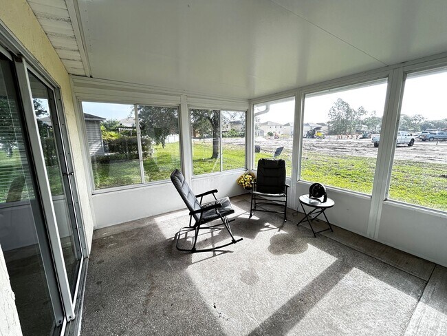 Building Photo - Newer Build 3/2 with Fenced in yard minute...