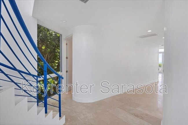 Building Photo - 5801 Gulf of Mexico Dr