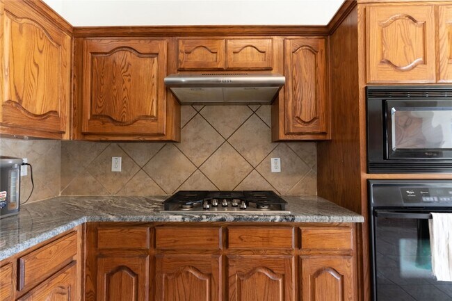 Building Photo - 343 Montana Trail