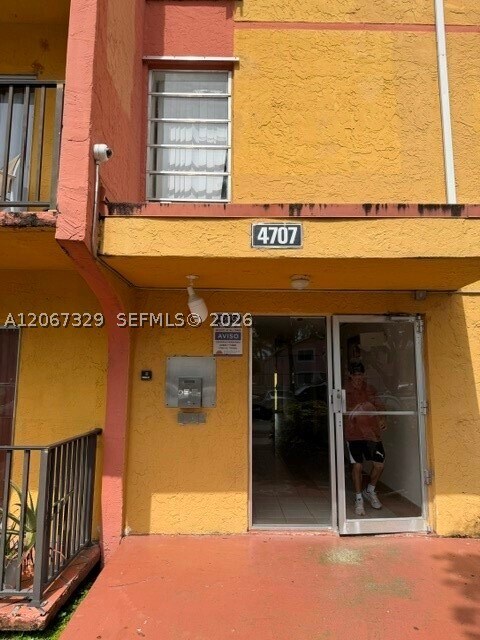 Building Photo - 4707 NW 7th St