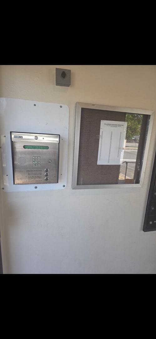 Building Photo - Senior living condo