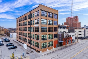 Building Photo - 700 Lofts