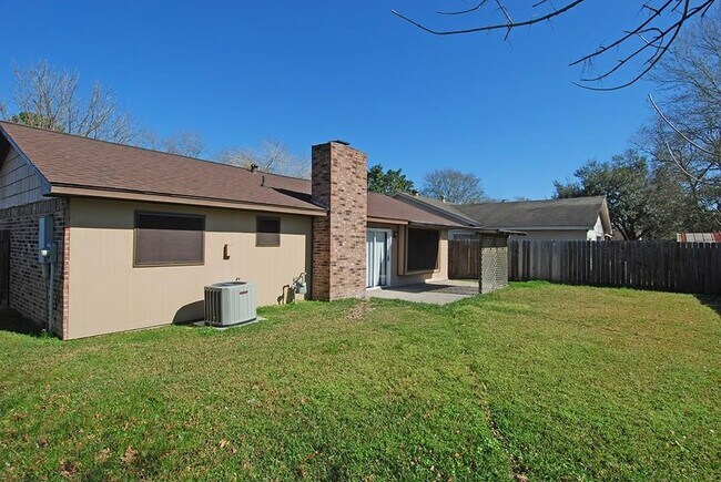 Building Photo - 5418 Heronwood Dr