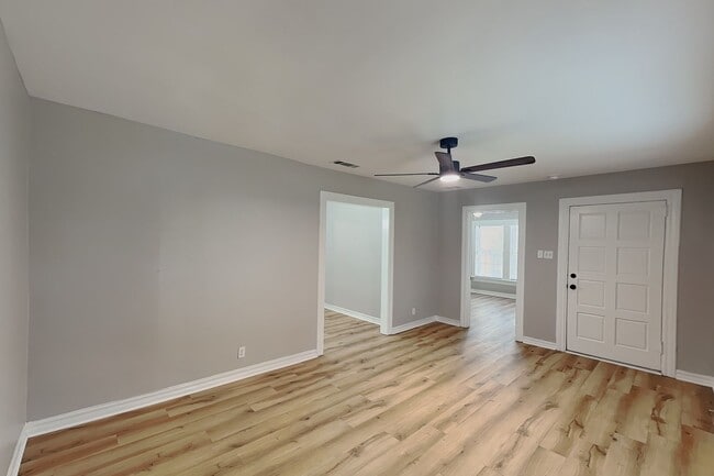 Building Photo - Completely Remodeled Charm with a Huge Backyard & Bonus Room!