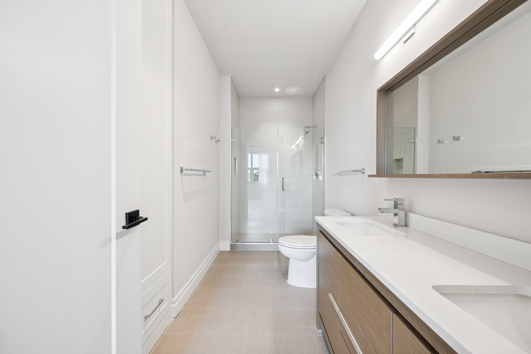 Building Photo - 900 11th St SE