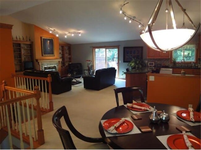 Building Photo - 18525 County Rd 24