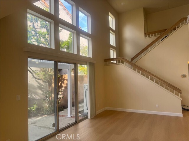 Building Photo - 5 Belcanto