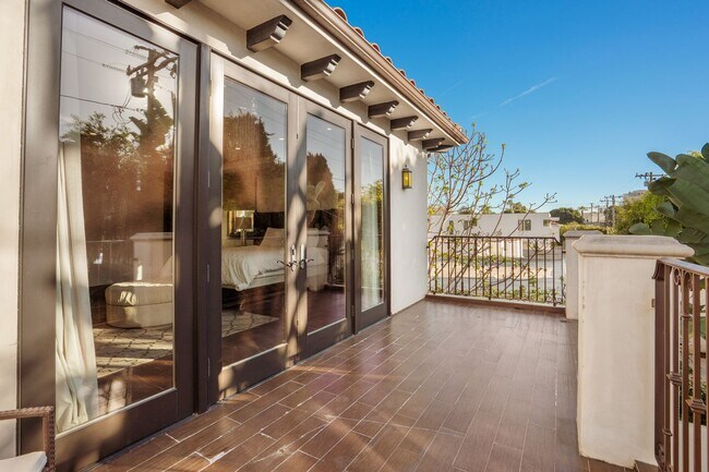 Building Photo - Beverly Hills Luxury Villa with Resort-Style Pool & Spa