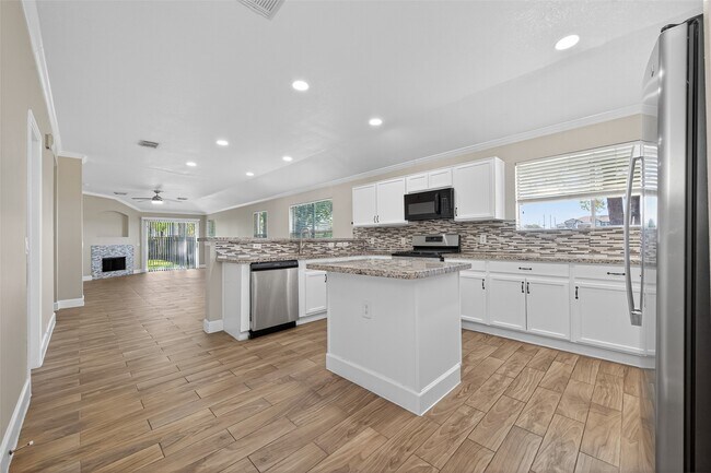 Building Photo - 21215 Barker Canyon Ln