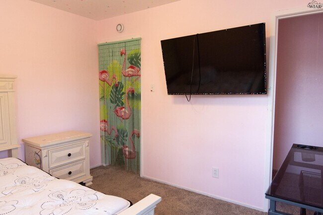 Building Photo - 4617 Sierra Madre Dr