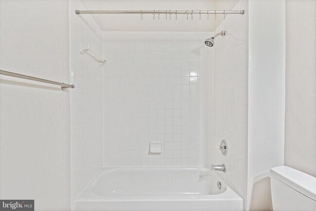 Building Photo - 14300 Rosy Ln