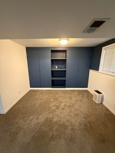 Building Photo - 755 Gardenia St