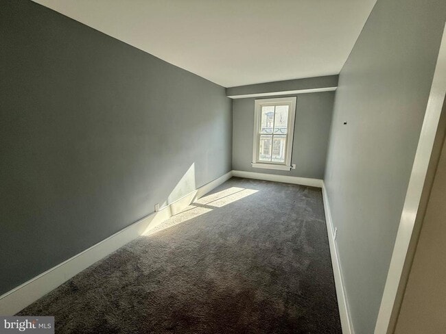 Building Photo - 25 W State St