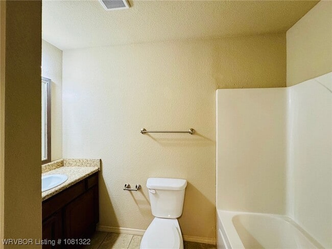 Building Photo - 204 Legacy Dr